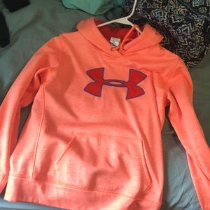 Under Armour sweatshirt